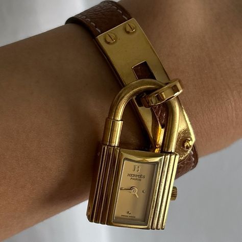 Vintage Hermés Kelly watch will be available today at 5pm pacific time! Hermes Kelly Watch, Hermes Watch, Vintage Hermes, Jewelry Inspo, Pretty Jewellery, Fashion Clothes, Leather Watch, Dream Closet, Fashion Inspo