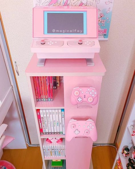 Kawaii Bathroom Accessories, Pink Gaming Room Setup, Gamer Girl Bedroom Ideas, Pink Gamer Room, Kawaii Gaming Room, Kawaii Gaming Setup, Switch Setup, Gamer Aesthetic, Kawaii Bedroom