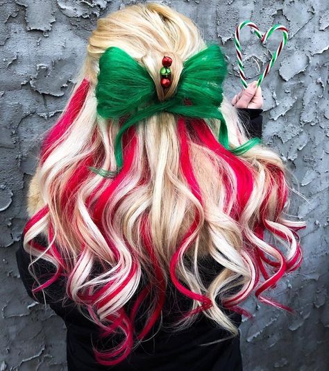 ISA Professional on Instagram: “Amazing candy cane hairstyle perfect for the holidays by @hair_by_jess.r! #holiday #holidays #candycane #hairbow #bow #greenhair #redhair…” Holiday Hair Color, Candy Hair, Christmas Hairstyles, Bright Hair, Christmas Hair, Holiday Hairstyles, Crazy Hair Days, Rainbow Hair, Crazy Hair