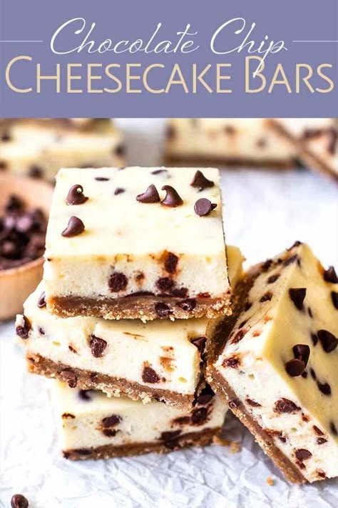 Cheesecake Chocolate Chip, Chocolate Chip Cookie Dough Bars, Chocolate Chip Cheesecake Bars, Chocolate Chip Cookie Cheesecake, Cookie Cheesecake, Cookie Dough Bars, Cheesecake Bar Recipes, Chocolate Chip Cheesecake, Cheesecake Chocolate