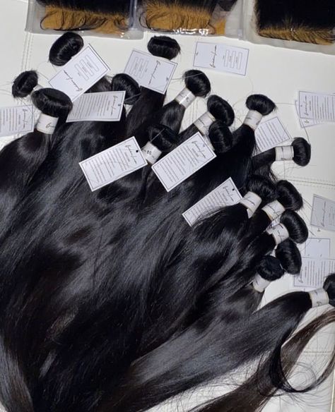 Successful Black Hairstylist Aesthetic, Hair Buisness Aesthetic, Hair Selling Business, Successful Hairstylist Aesthetic, Wig Influencer Aesthetics, Hair Influencer Aesthetic, Wig Business Aesthetic, Selling Hair Business Aesthetic, Wig Influencer Vision Board