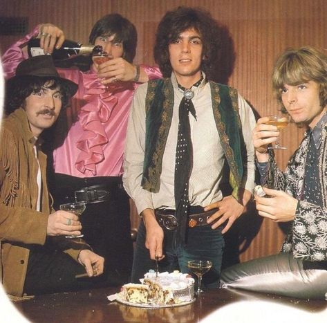 Pink Floyd Relics, Pink Floyd Members, Pink Floyd Concert, 60s Look, Richard Wright, Syd Barrett, Roger Waters, About Page, David Gilmour