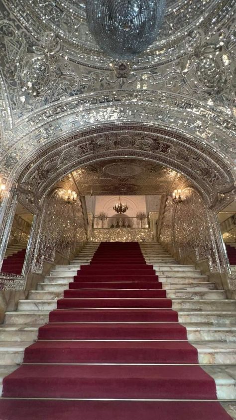 Persian Palace, Golestan Palace, Couple Illustration Wedding, Palace Architecture, Visit Iran, Persian Architecture, Palace Interior, Stairway Design, Indian Architecture