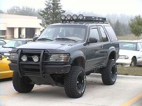 Ford Explorer Off Road, Lifted Ford Explorer, Ford Explorer Interior, Ford Off Road, Explorer Ford, Overland Build, Car Upgrades, Lifted Ford, Police Vehicles