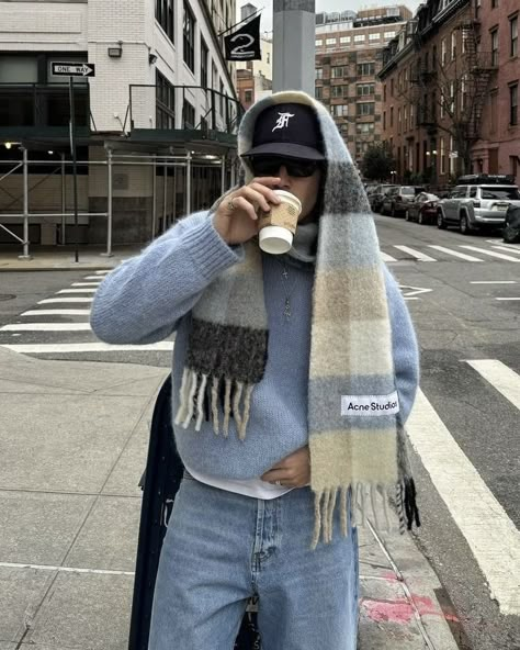 Men’s Knitwear Outfit, Scarf Outfit Men, Fashion Men Streetwear, Street Fashion Men, Fall Outfits Men, Street Fashion Men Streetwear, Guys Clothing Styles, Mens Outfit Inspiration, Mens Fashion Streetwear