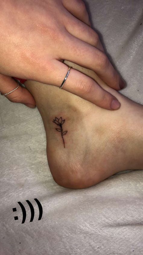 Stick And Poke Inspiration, Cover Up Stick And Poke, Baddie Stick And Poke, Small Stick And Poke Tattoo Meaningful, Stick And Poke Tattoo Thigh, Stick And Poke For Men, Word Stick And Poke Tattoo, Rib Stick And Poke Tattoo, Hip Stick And Poke