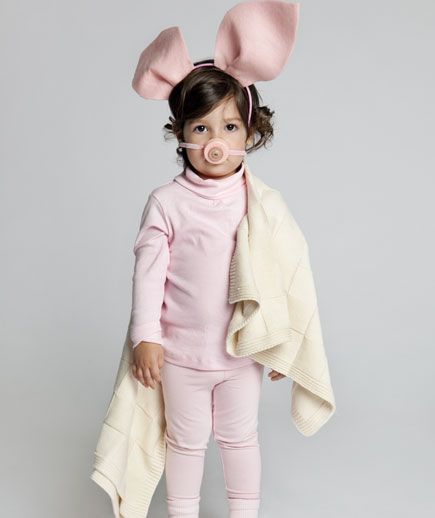 Five DIY Halloween Costumes for Kids Pig In A Blanket, Pig Costume, Creative Halloween Costumes Diy, Pig Costumes, Baby Kostüm, Diy Costumes Kids, Diy Halloween Costumes For Kids, Homemade Halloween Costumes, Diy Halloween Costumes Easy