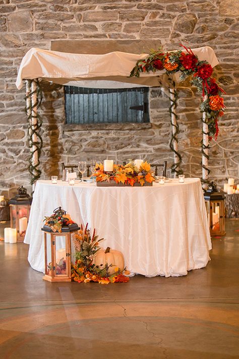 Autumn Sweetheart Table, Rustic Fall Sweetheart Table, Burnt Orange Sweetheart Table, Sweetheart Farm Table Wedding, Sweetheart Table Wedding Farm Table, Sweetheart Table Centerpiece, Table Fall Decor, Wedding Couple Table, Rusting Wedding