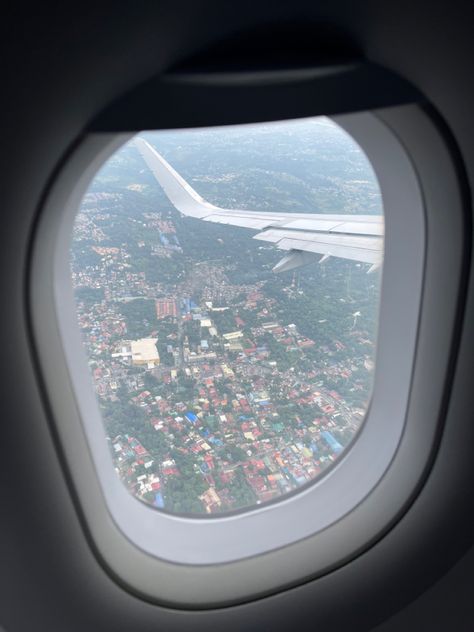 Airplane window Flight Window Pics Instagram Story, Airplanes Window, Flight Window View, Airplane Window Pictures, Airplane Philippines, Stay Toxic, Manila Airplane View, Aesthetic Ig Filter Selfie, In Airplane Window