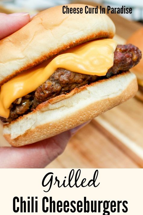 Chili Cheeseburgers, Best Grill Recipes, Smoker Pit, Chili Cheese Burger, Healthy Cheese, Slow Cooker Chili, Chili Cheese, Smoker Recipes, Wrap Sandwiches