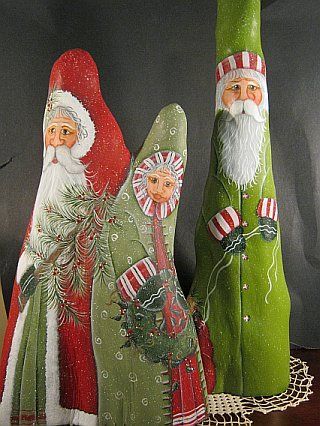 Cypress Knees Ideas, Painted Santas, Ceramic Gnomes, Cat Gourd, Cypress Knees, Santa Statues, Palm Frond Art, Santa Paintings, Painted Santa