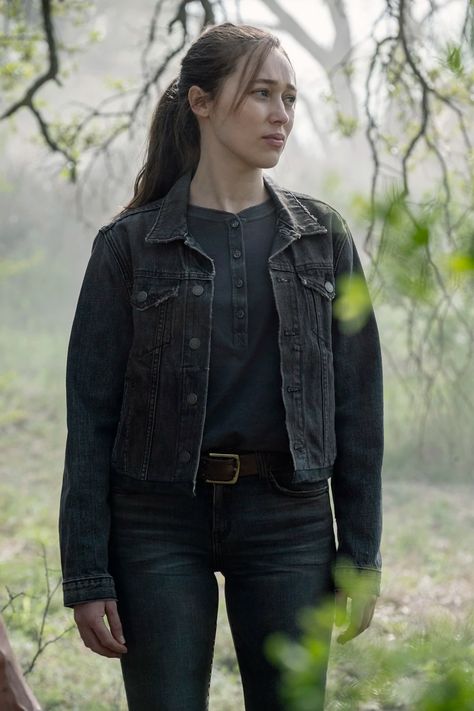 Clark Outfit, Hiking Outfit Men, Elizabeth Rodriguez, Alicia Clark, Lexa Y Clarke, Alycia Jasmin Debnam Carey, Lexa The 100, Alycia Jasmin, Alycia Debnam