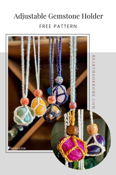 Crochet Stone Holder, How To Make A Crystal Holder Necklace, Crochet Crystal Necklace Pattern, Wire Crochet Jewelry Tutorial Free Pattern, Crochet Gemstone Necklace, Crystal Crochet Pattern, Crochet Easy Gifts Ideas, Crochet Tools Accessories, Crochet With Crystals