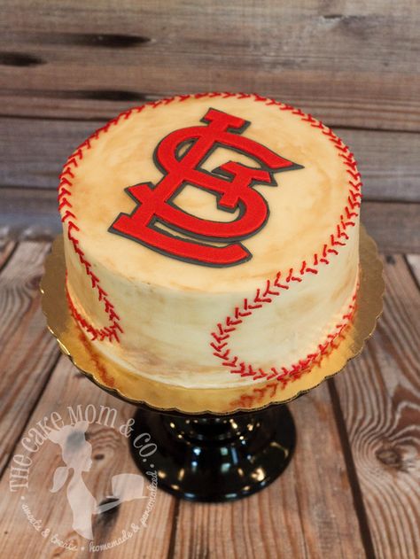 St. Louis Cardinals baseball groom's cake by The Cake Mom & Co. St Louis Cardinals Birthday Cake, St Louis Cardinals Cake, Baseball Grooms Cake, Groomsmen Cake, Baseball Cakes, Tyler Birthday, Cardinals Wallpaper, Cake Mom, Sports Cakes