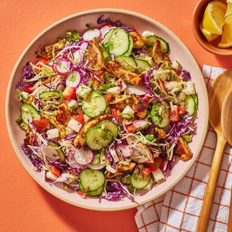 Padma Lakshmi's Tandoori Chicken Salad Tandoori Chicken Salad, Marinating Chicken, Healthy Chicken Salad Recipe, Healthy Chicken Salad, Dessert Smoothie, Lunch Appetizers, Chicken Salad Recipe, Big Salad, Cabbage Salad