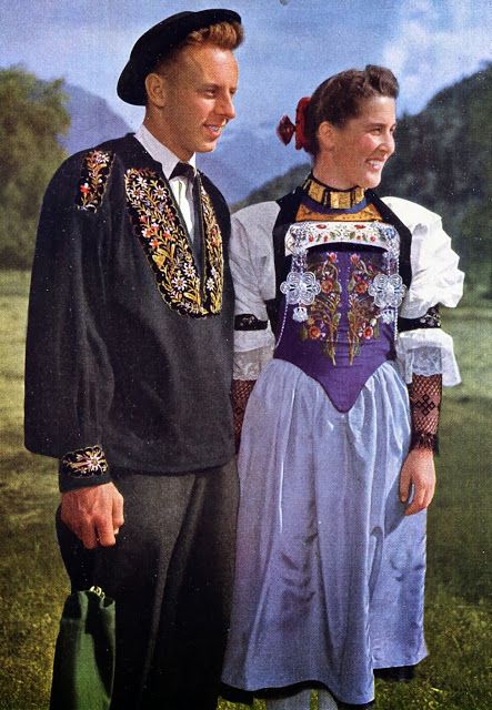 FolkCostume&Embroidery: Overview of Swiss Costume Czech Clothing, Swiss Clothing, European Traditional Clothing, European Costumes, Swiss Fashion, Swiss Miss, Cultural Clothing, Culture Clothing, Folk Dress