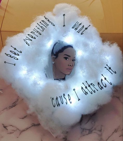 Ariana Grande Graduation Cap, I Get Everything I Want, My Everything Ariana Grande, Girlhood Core, Graduate High School, College Grad Cap Ideas, Senior Szn, University Graduate, School Middle School