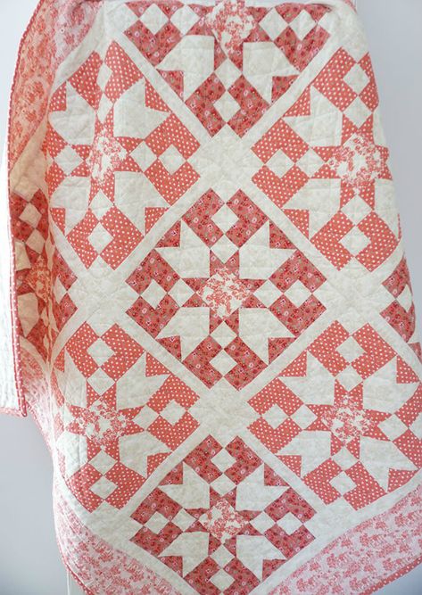 Soft Red and White are Lovely in This Quilt - Quilting Digest Quilts Ideas Patterns, Two Color Quilts, White Quilts, Red And White Quilts, Texas Star, Quilt Care, Pink Quilts, Red Quilts, Traditional Quilts