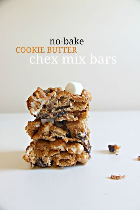 No-Bake Cookie Butter Bars for #SundaySupper Chex Cereal Bars, Cookie Butter Bars, Butter Bars Recipe, Buttered Corn, Butter Bars, Cookie Butter, Cereal Bars, Butter Cookie, Chex Mix