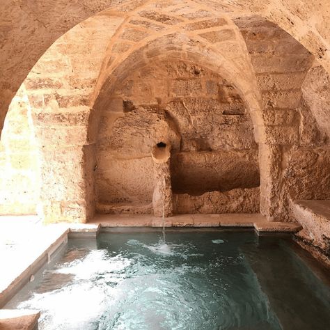 Turkish Bath House, Roman Bath House, Sunken Tub, Piscina Interior, Mini Pool, Hotel Plan, Spa Interior, Roman Baths, Thermal Bath