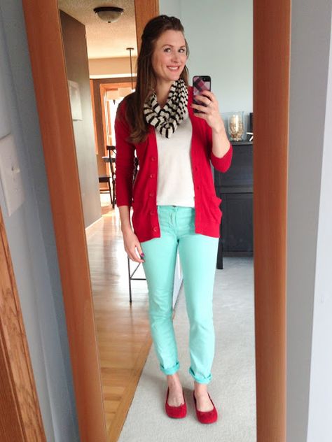 red and mint Mint And Red Outfit, Mint Green Pants, Cool Winter Color Palette, Red Color Combinations, Clear Spring, Fun Outfits, Color Combinations For Clothes, Outfit Primavera, Mint Dress