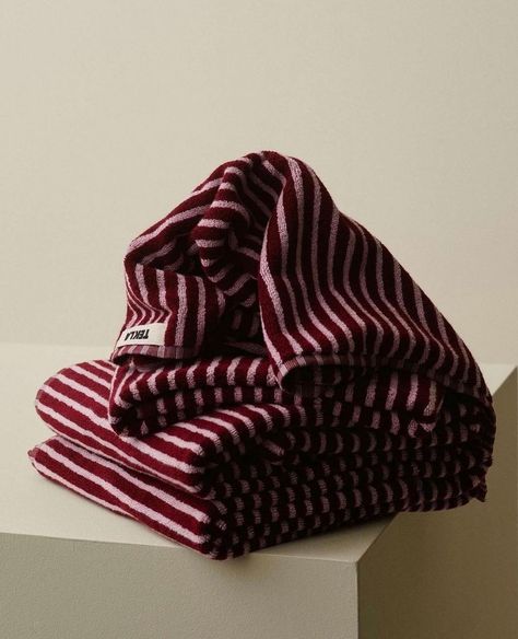 Tekla Fabrics, Pr Kit, Donald Judd, Agnes Martin, John Pawson, Bathroom Red, Knitted Blanket, Striped Towels, Be Gentle