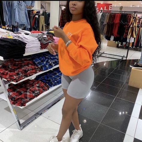 ‘Ayewhopinnedthat🧚🏽‍♀️ Biker Shorts Outfit, Shorts Outfit, Girl Fits, Girls Summer Outfits, Teenager Outfits, Cute Swag Outfits, Baddie Outfits Casual, Dope Outfits