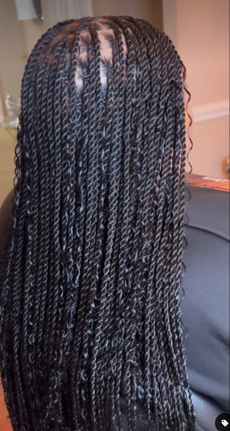 Sengalese Twists Small Medium, Princess Hairstyle, Senegalese Twist Hairstyles, Senegalese Twists, Braided Hairstyles For Black Women Cornrows, Extension Hair, Braided Hairstyle, Box Braids Hairstyles For Black Women, Cute Braided Hairstyles