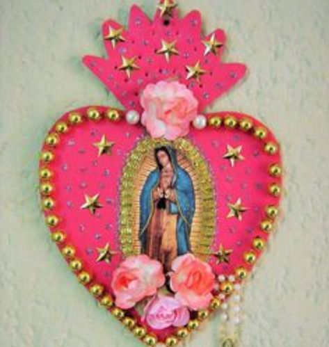 Den Mrtvých, Mexican Crafts, Mexican Decor, The Virgin Mary, Tin Art, Arte Inspo, Mexican Culture, Mexican Art, Mexican Folk Art