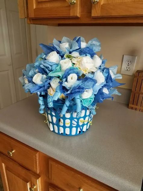 50+ Easy DIY Baby Shower Ideas for Boys - Holidappy Diaper Ideas For Baby Shower Diy, Diaper Bouquet Diy, Baby Boy Shower Gifts Basket, Diy Baby Shower Ideas, Diaper Bouquet, Baby Bouquet, Diaper Gifts, Shower Items, Baby Shower Items