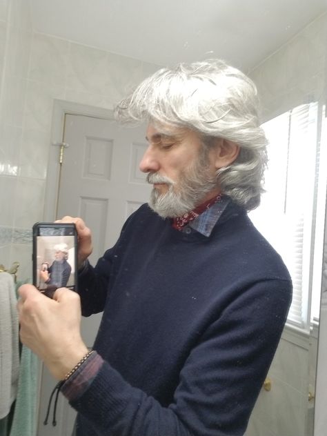 Middle Aged Man Aesthetic, Older Male Face Claims, White Haired Man, Aesthetic Settings, Good Looking Older Men, Silver Hair Men, Silver Foxes Men, Old Man Portrait, Targaryen Aesthetic