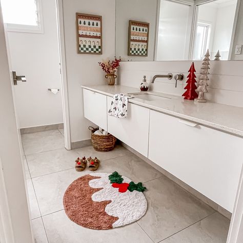 @kmartaus Christmas finds! 🎄 How cute is this pudding bathmat 😍 and it was only $10. Matching perfectly with the pudding soap dispenser ($6), tea towel set ($5) for hand towels, reindeer slippers ($10). I’ve styled it all with my ugly sweater wall art which is now available as a digital download ($10) 🎄🧑‍🎄 oh and the Xmas trees on the bench are from @tkmaxxau last year ✨ #kmart #kmartchristmas #kmartaus #christmasstyling #christmasdecor #christmastime #christmas2024 Reindeer Slippers, Preppy Christmas, Christmas Bathroom, Xmas Trees, Tea Towel Set, Ugly Sweater, Xmas Tree, Tea Towel, Towel Set