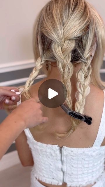 Braided Updos For Long Hair, Bohemian Updo Hairstyles, Boho Hairstyles For Long Hair, Volleyball Hairstyle, Intricate Hairstyles, Bohemian Hair, Bubble Braids, Hairstyles Bun, Stunning Hairstyles