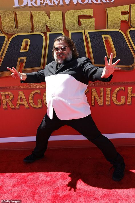 Black And White Suit, Dragon Knight, White Suit, Kung Fu Panda, On The Red Carpet, Jack Black, Animated Characters, The Red Carpet, The Dragon