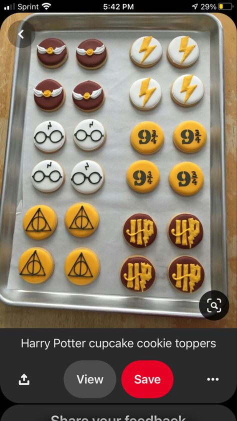 Harry Potter Macarons, Festa Harry Potter, Sugar Cookie Designs, Macaron Recipe, Harry Potter Birthday, Mini Cookies, Harry Potter Party, Wedding Cookies, Cookie Designs