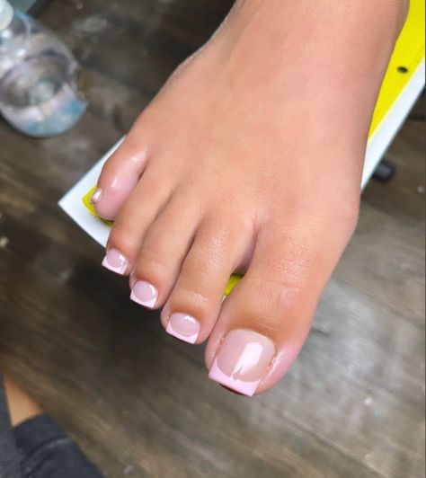 Natural Toenails Pedicure, Light Pink French Pedicure, Acrylic Toenails Pedicures, Pink French Pedi, Pink Pedicure French Tip, French Tip Toes Pink, Pink French Tip Nails Toes, Pearl Toe Nails, Light Pink French Tip Toes