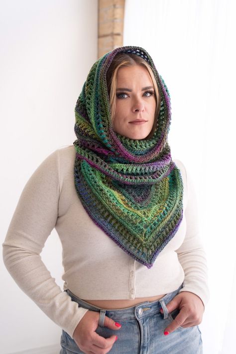 PDF Crochet Pattern Bohemian Hooded Cowl Scarf Boho - Etsy Canada Crochet Wizard, Hooded Cowl Crochet Pattern, Hooded Cowl Pattern, Hooded Cowl Scarf, Crochet Hooded Cowl, Boho Scarves, Crochet Pour Halloween, Poncho Au Crochet, Cowl Crochet Pattern