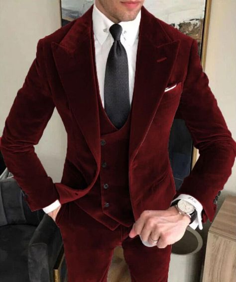 Dark Red Prom Suit, Dark Red Suit Men, Men Prom Outfit, Red Prom Suit, Dark Red Suit, Red Velvet Suit, Dark Red Velvet, Gentleman Aesthetic, Formal Fashion