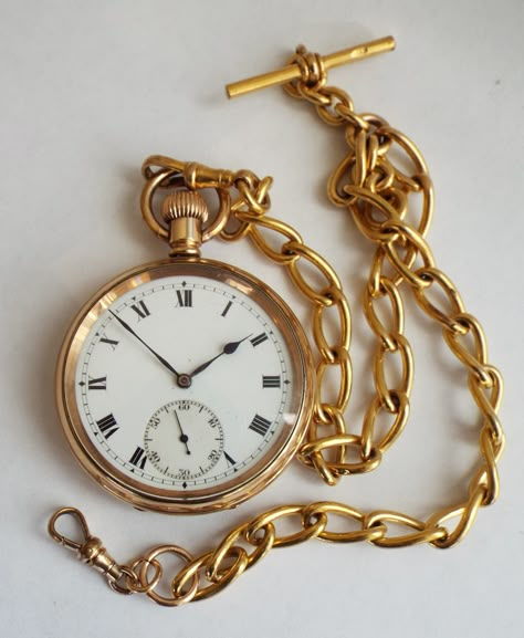 1920s Pocket Watch, Vintage Wrist Watch, Old Pocket Watches, Old Watch, Gold Pocket Watch, Watch Pocket, Watch Tattoos, Pocket Watch Antique, Fob Watch