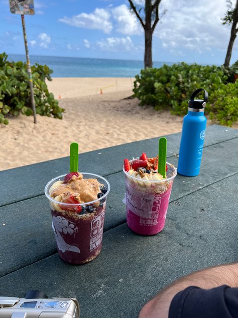 Acai Bowls Hawaii, Summer Aesthetic Food, Oahu North Shore, Açai Bowls, Decadent Food, Florida Food, Hawaii Food, Hawaii Oahu, Food Inspo