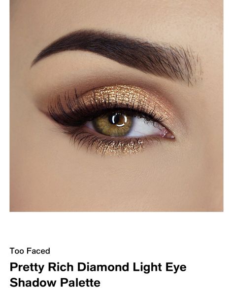 Eye Makeup For Black And Gold Dress, Black And Gold Makeup Looks Simple, Makeup For Black And Gold Dress, Gold Formal Makeup, Golden Makeup Look Glam, Golden Eyeshadow Looks, Bronze Gold Makeup, Golden Dress Makeup, Simple Gold Eye Makeup