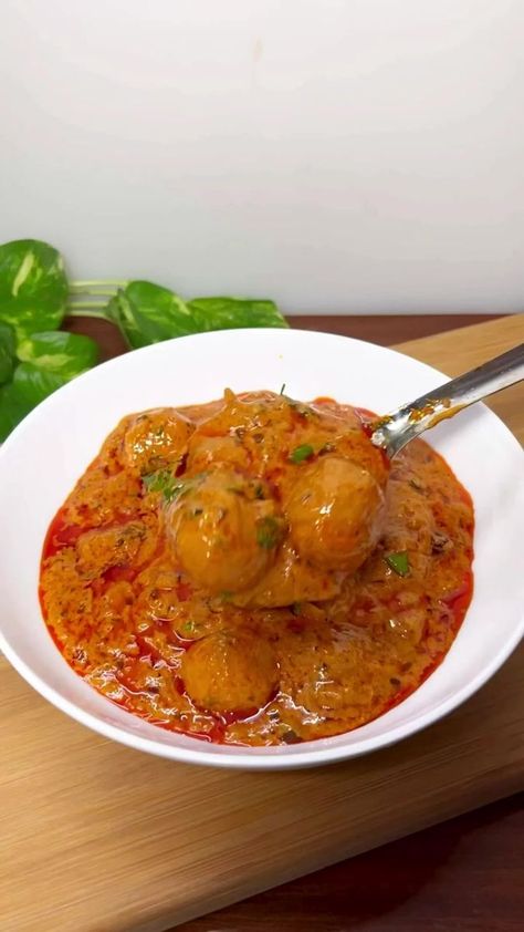 Kashmiri Dum Aloo, Aloo Dum, Dum Aloo, Sabji Recipe, Romantic Kitchen, Aloo Recipes, Spicy Snacks Recipes, Breakfast Recipes Indian, Vegetarian Fast Food