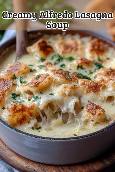 Sausage Spinach Alfredo Pasta, Hearty Creamy Soup Recipes, Alfredo Lasagna Soup Recipe, Keto Alfredo Lasagna, Lasagna Alfredo Soup, Creamy Lasagna Alfredo Soup, Creamy Alfredo Soup, Cold Season Recipes, Easy Comfort Soup Recipes