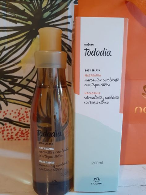 Voy a subir fotos, tomadas por mi, listas para editarle el precio. Natura Todo Dia Body Splash, Body Splash Natura, Body Splash, Macadamia, Pins, Quick Saves