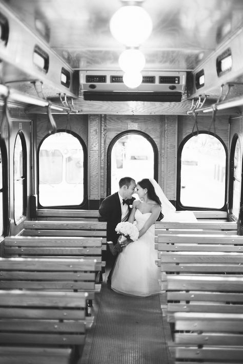 Wedding Photography List, Wedding Transportation, Black Color Palette, Wedding Picture Poses, Beautiful Wedding Photography, Bridal Magazine, Wedding Tent, Wedding Photos Poses, Ballroom Wedding