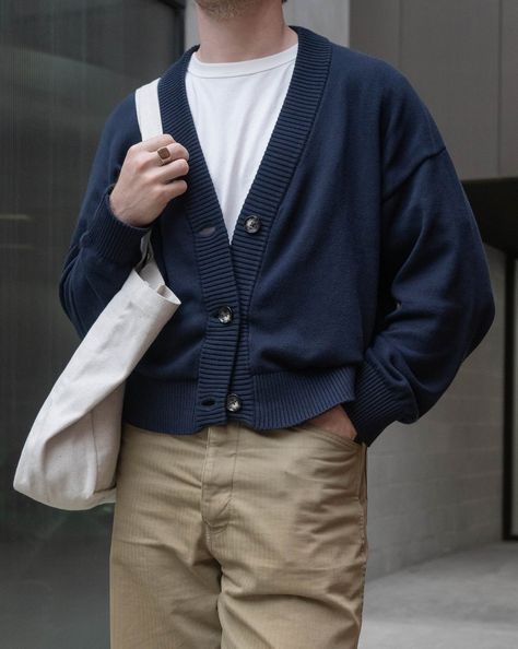 @joshuadaniher styles the Cropped Knit Cardigan and Deadstock Denim Tote. Cropped Cardigan Outfit, Cropped Knit Cardigan, University Outfit, Mens Casual Outfits Summer, Lifestyle Content, Fall Outfits Men, Mens Casual Dress Outfits, Guys Clothing Styles, Winter Outfits Men