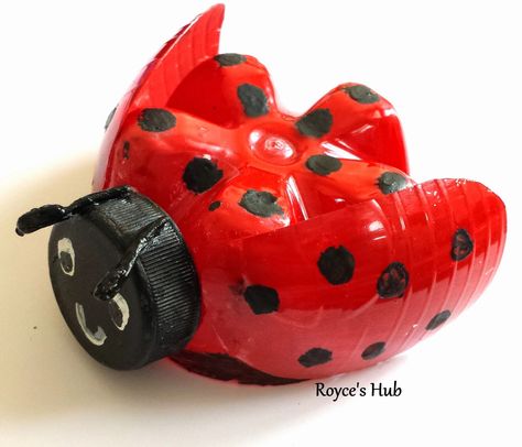 ladybug craft kids - Buscar con Google Bottle Cap Snake, Pop Bottle Crafts, Ladybug Craft, Plastic Bottles Crafts, Water Bottle Crafts, Reuse Plastic Bottles, Plastic Bottle Caps, Plastic Bottle Flowers, Plastic Bottle Art