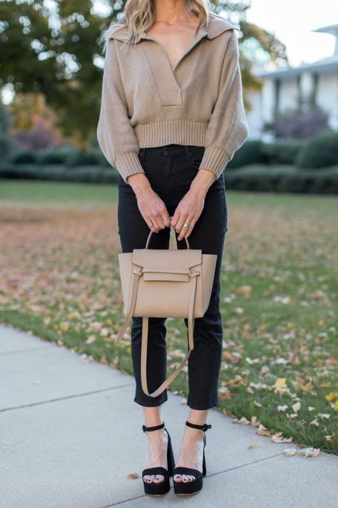 Celine Handbag Outfit, Celine Belt Bag Sizes, Celine Bag 2023, Celine Pico Belt Bag Outfit, Celine Outfit Style, Celine Belt Bag Outfits, Taupe Bag Outfit, Celine Belt Outfit, Celine Pico Belt Bag