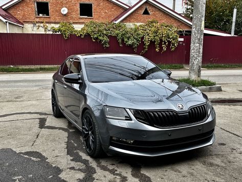 Skoda Rapid Modified, New Car Aesthetic, Skoda Rapid, Car Aesthetic, Car Mods, Skoda Octavia, Black Edition, New Car, New Cars