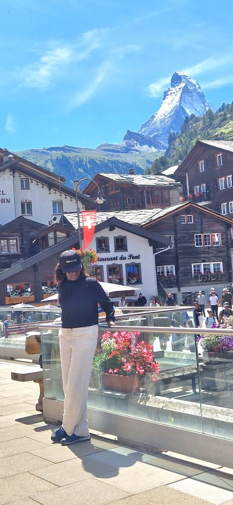 Zermatt. 🇨🇭 The Matterhorn in the background. The Matterhorn, Zermatt Switzerland, Zermatt, Switzerland